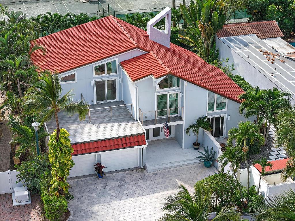 OCEAN WALK - Residential Lease