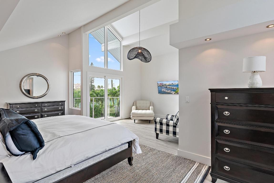OCEAN WALK - Residential Lease