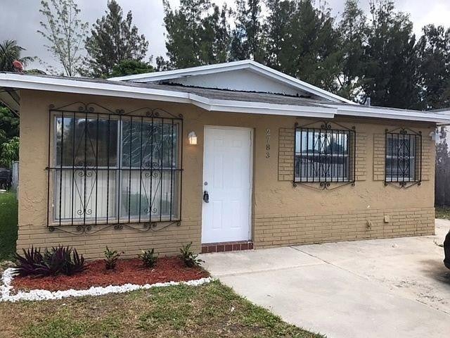 2783 NW 26th Street
