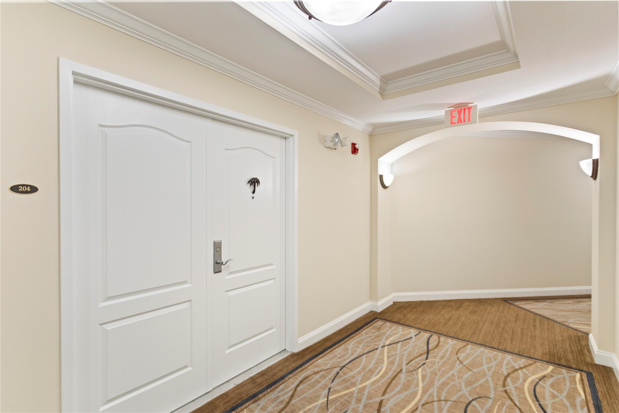 101 S Ocean Dr 204