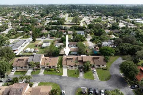 A home in Lake Worth