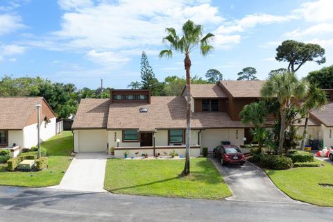 A home in Lake Worth