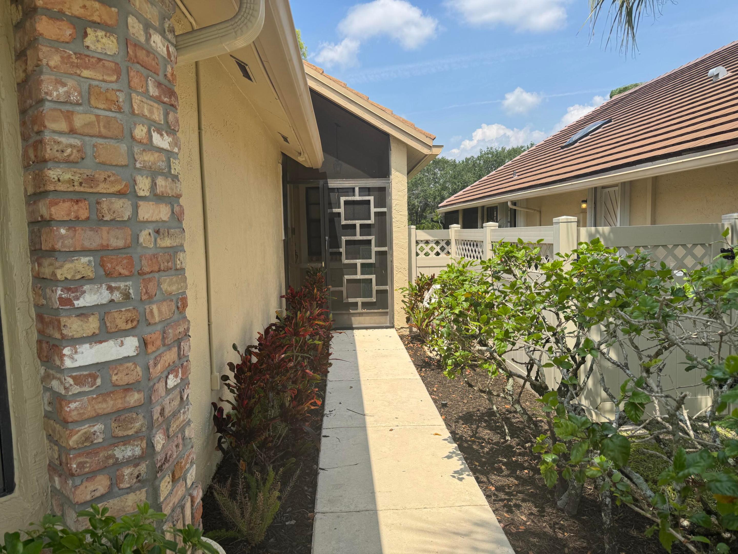 6803 Bitterbush Place