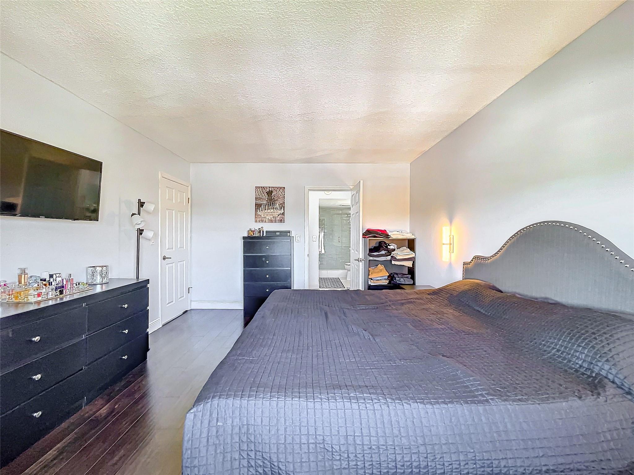 Runaway Bay - Residential