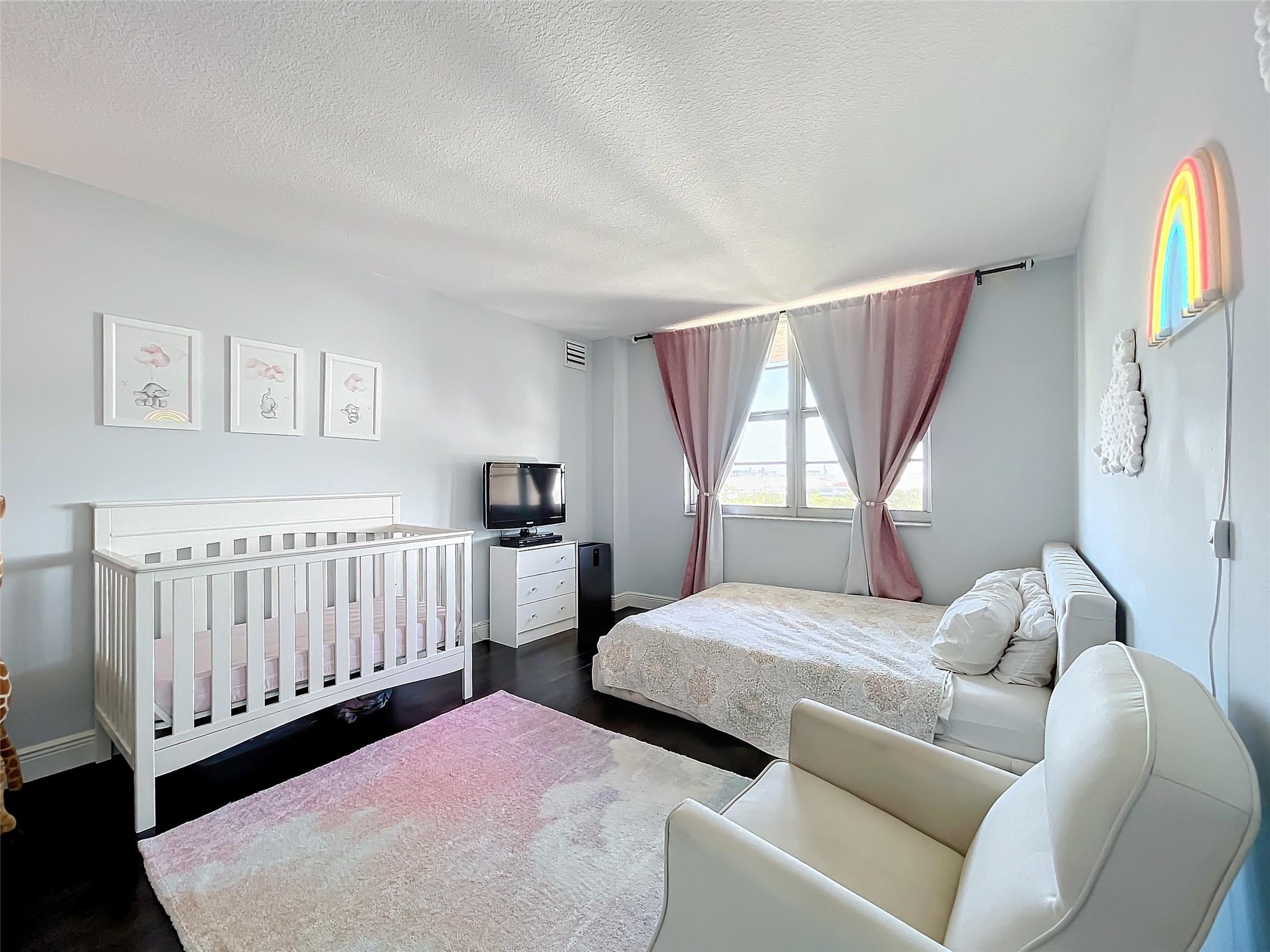 Runaway Bay - Residential