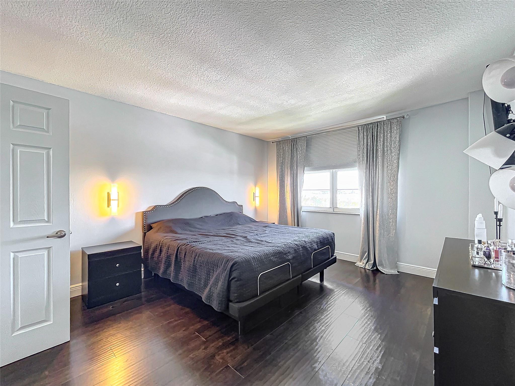 Runaway Bay - Residential