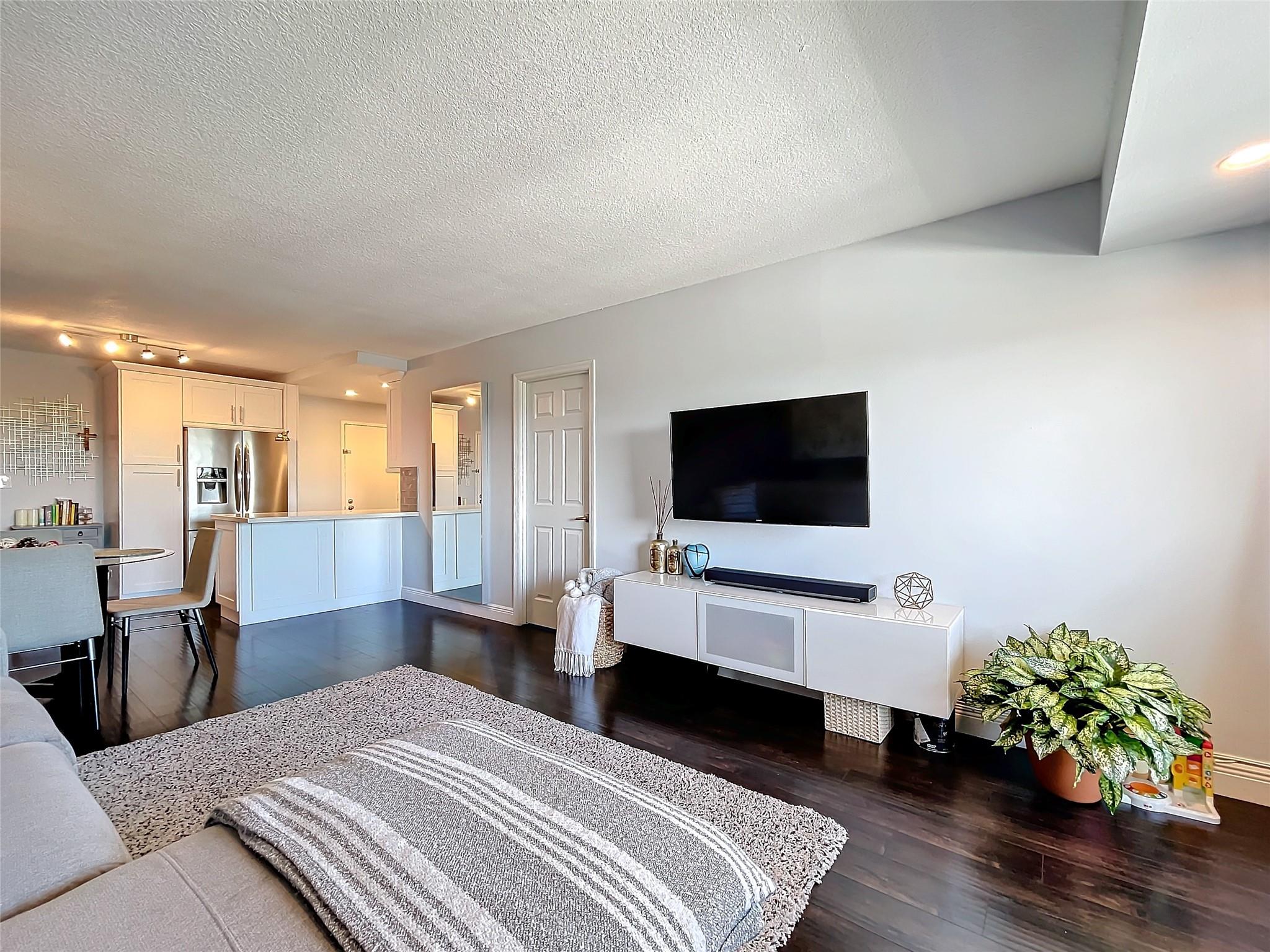 Runaway Bay - Residential