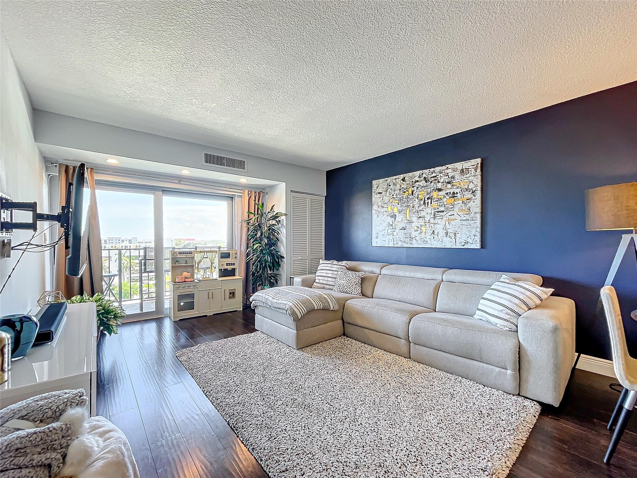 Runaway Bay - Residential