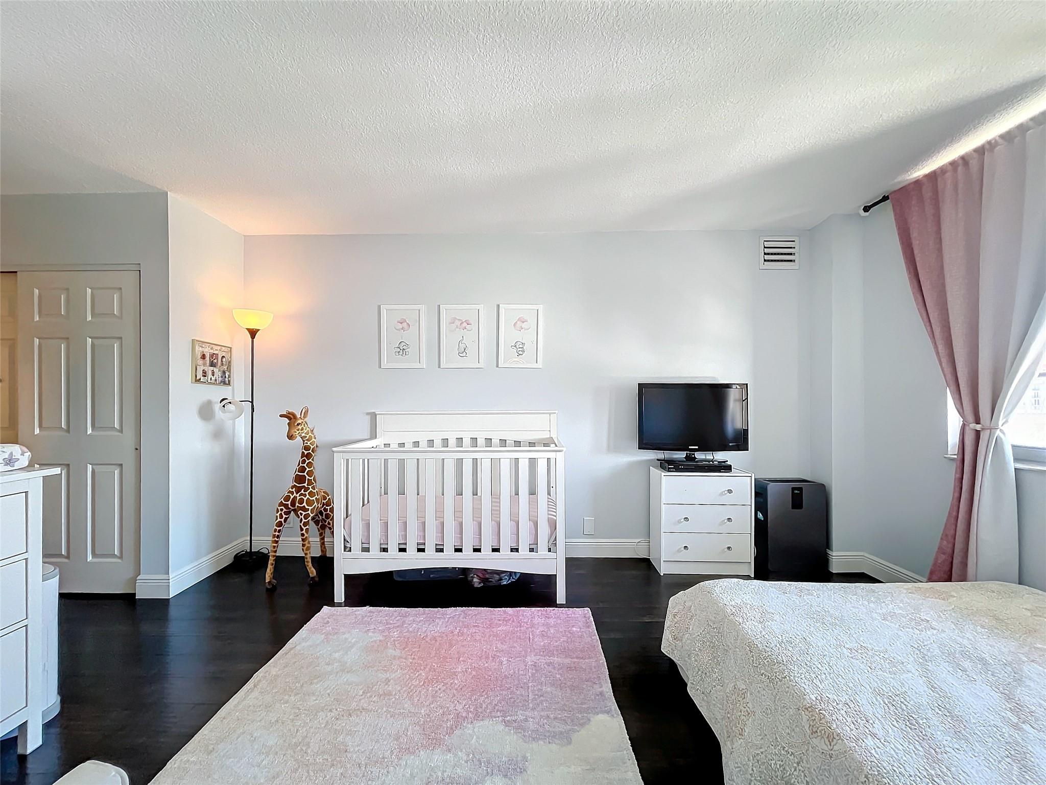 Runaway Bay - Residential