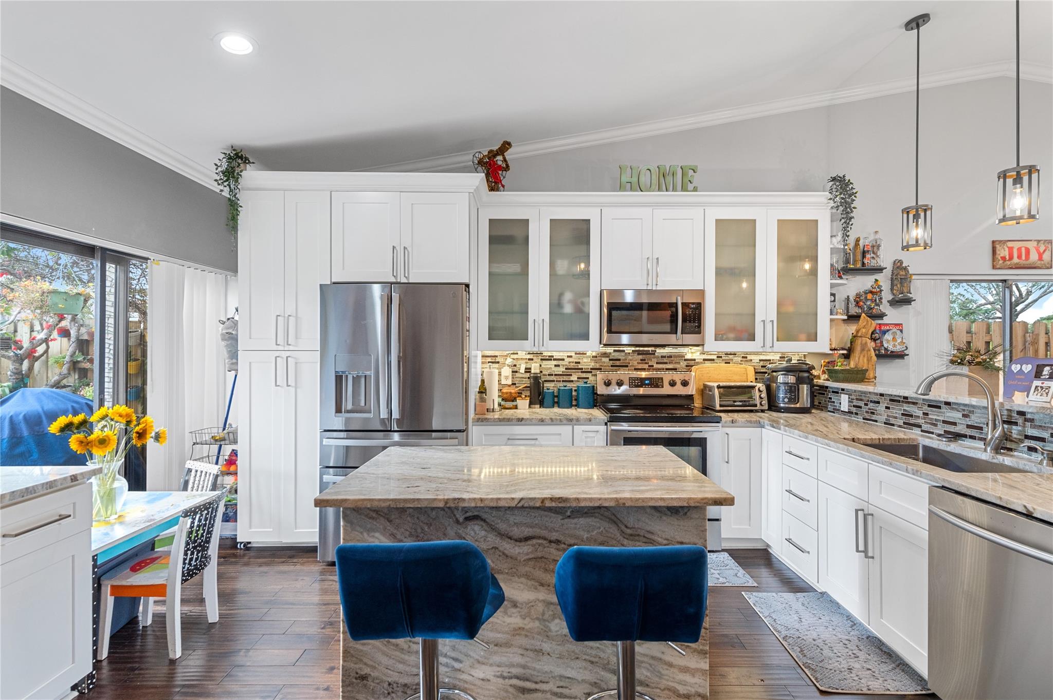 The Lakes 109-9 B - Residential