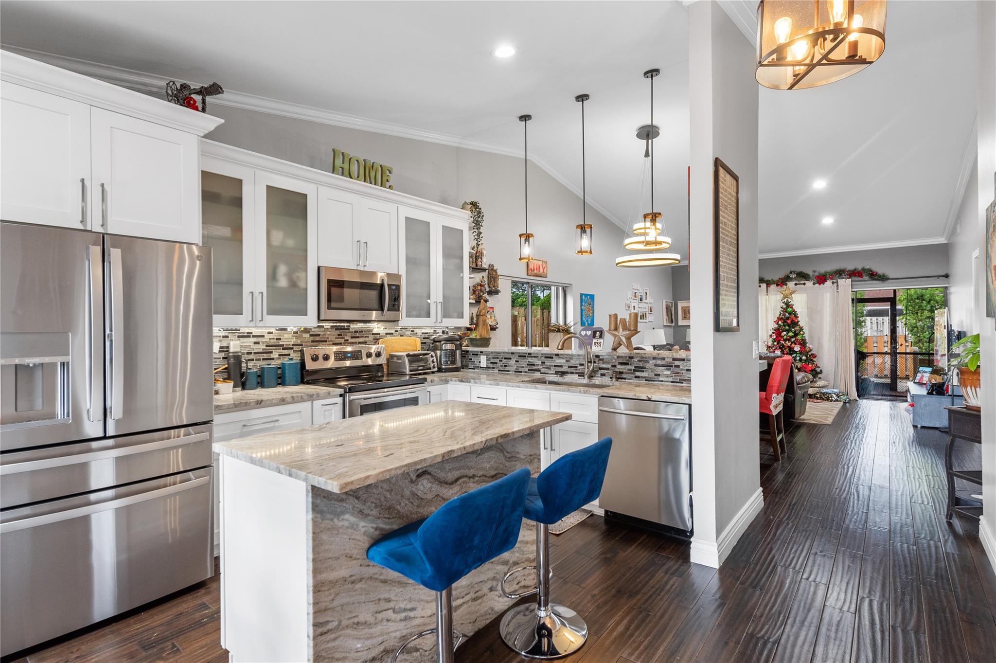 The Lakes 109-9 B - Residential