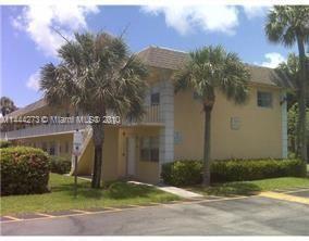 Cute condo tiled throughout. Complex is well maintained and offers tennis courts, racquet ball courts, bbq areas, a beautiful pool, workout facility and Cabana to hang out in!