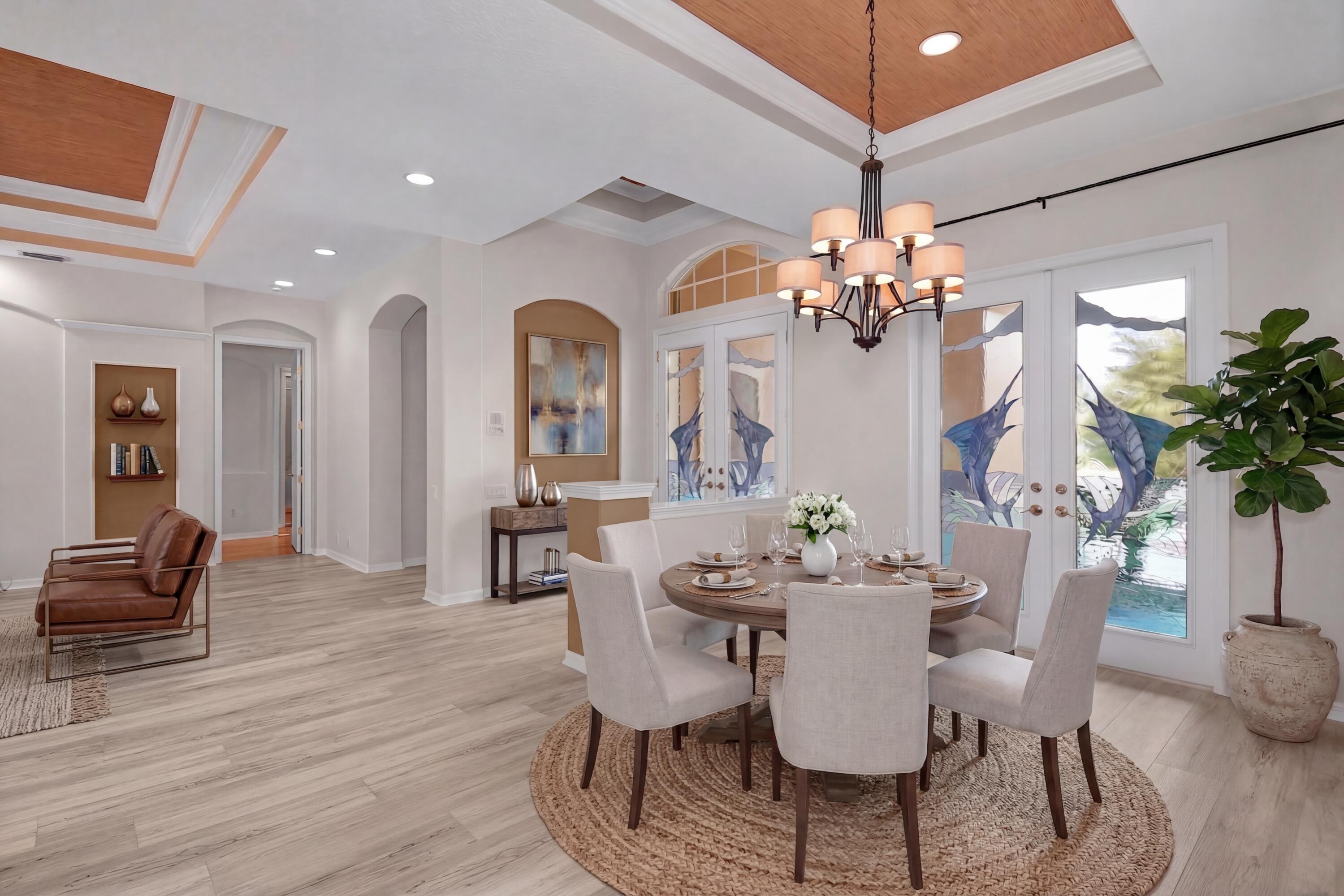 221 SW Lake Rush Court