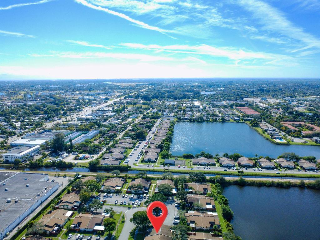 TREE LAKE - Residential