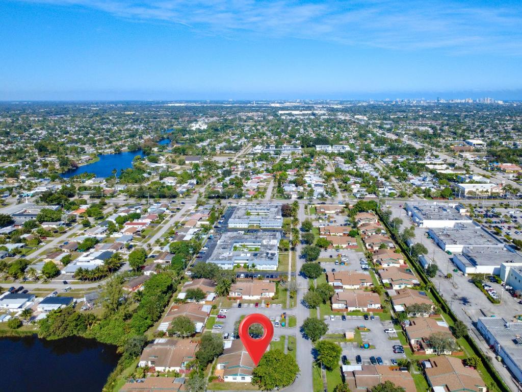 TREE LAKE - Residential