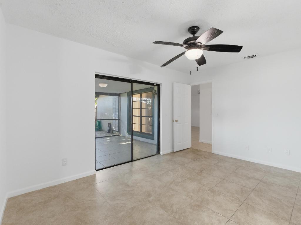 TREE LAKE - Residential