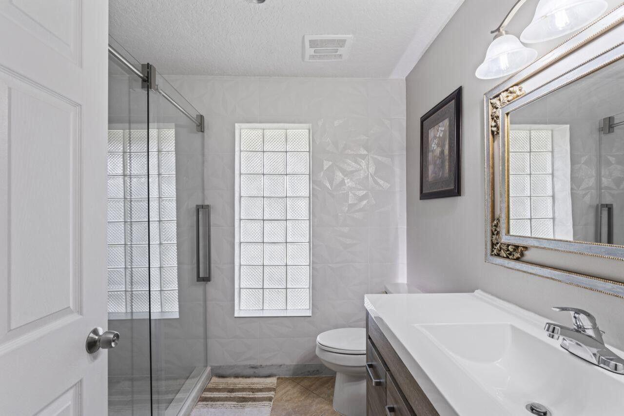 GREENVIEW SHORES 1 OF WEL - Residential Lease