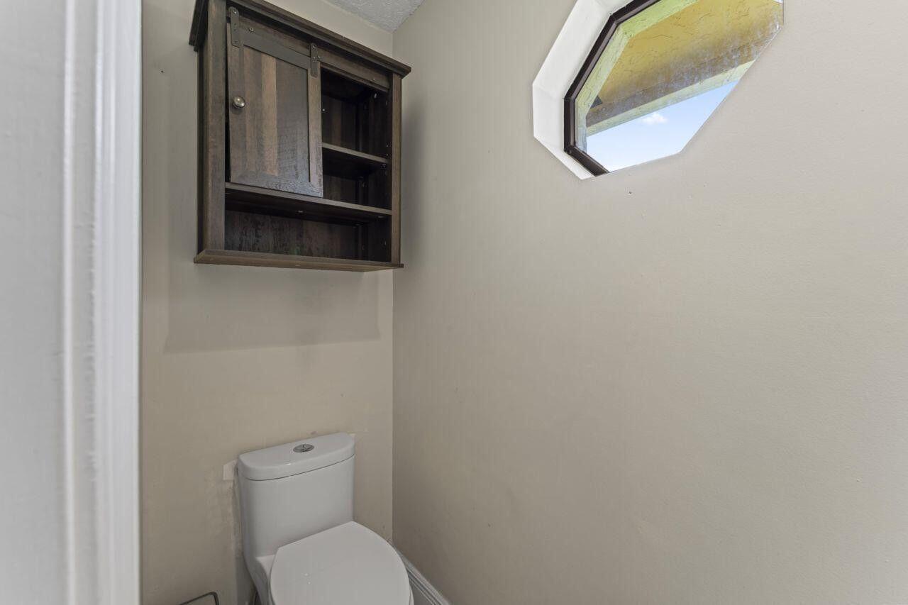 GREENVIEW SHORES 1 OF WEL - Residential Lease