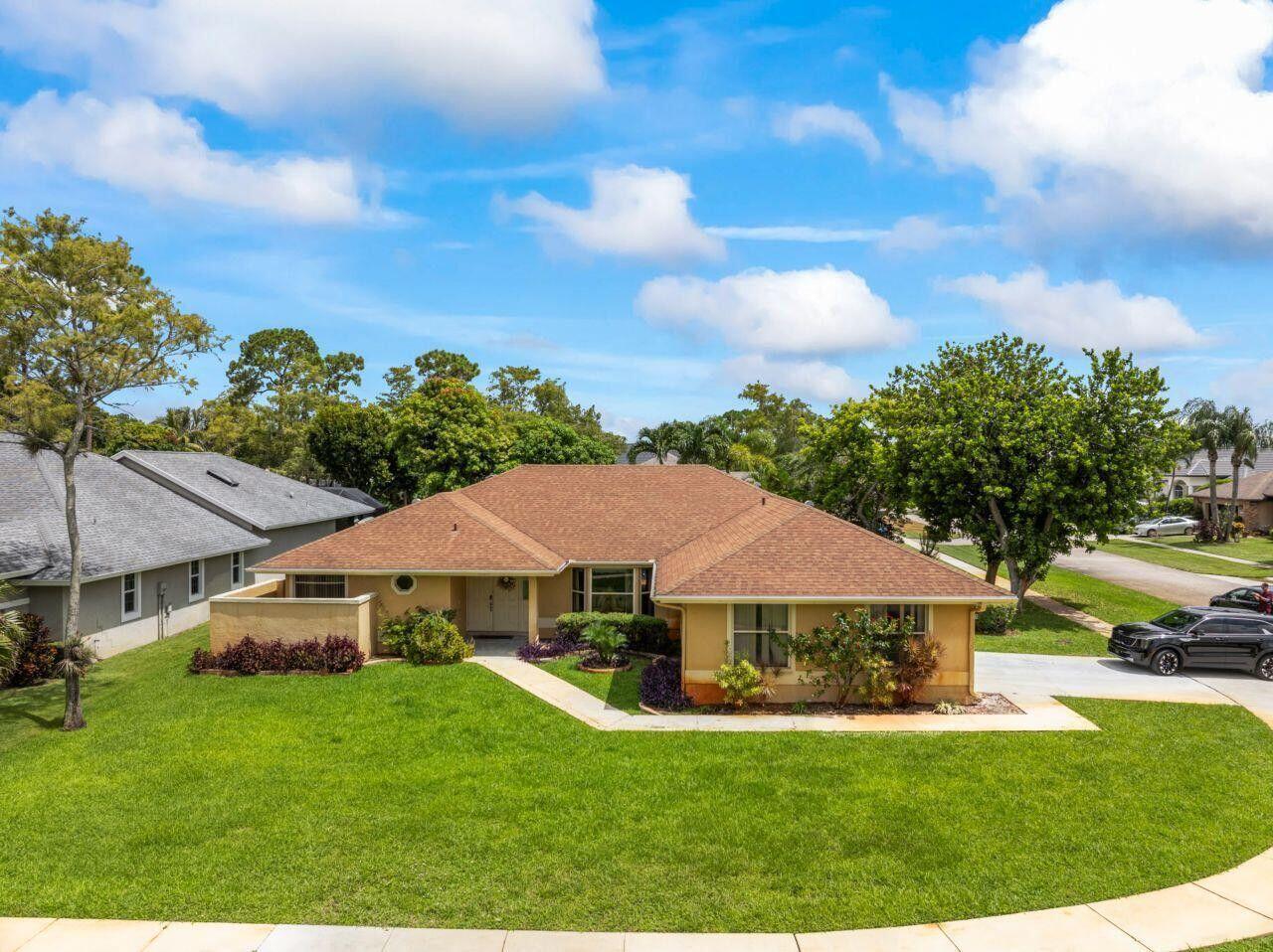 GREENVIEW SHORES 1 OF WEL - Residential Lease