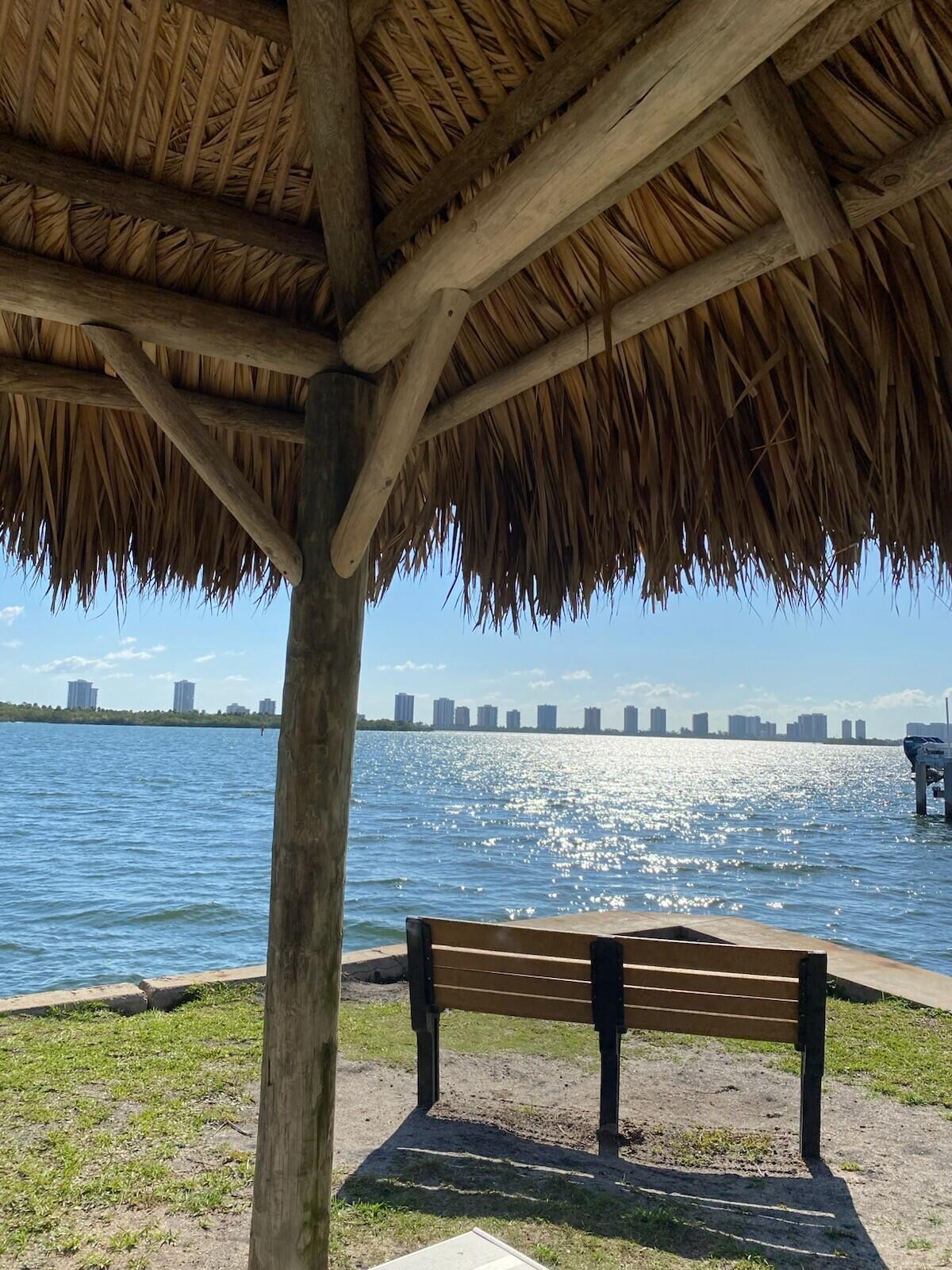 SHORE CLUB - Residential