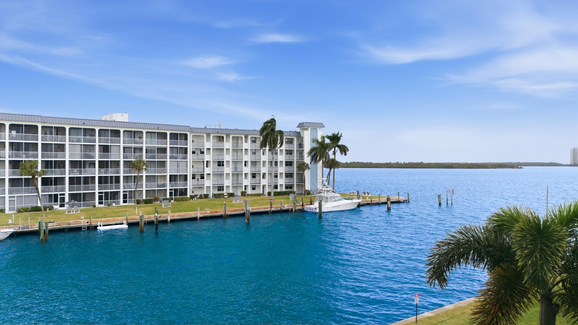 SHORE CLUB - Residential