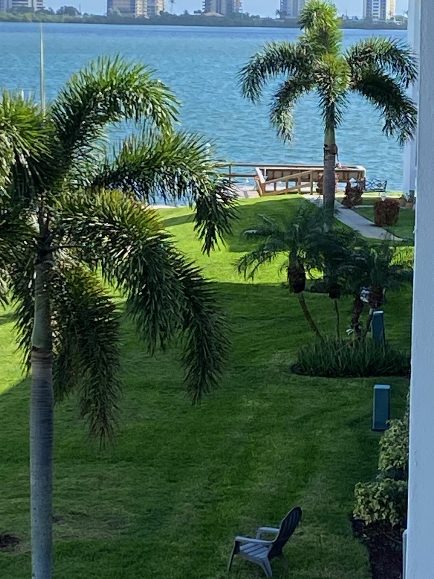 SHORE CLUB - Residential