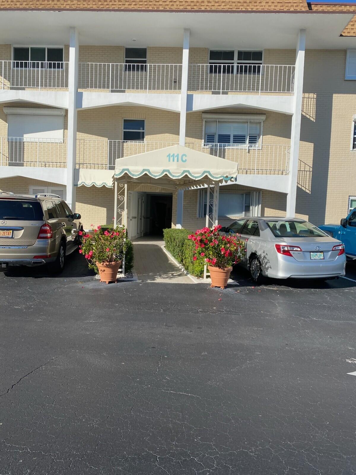 SHORE CLUB - Residential