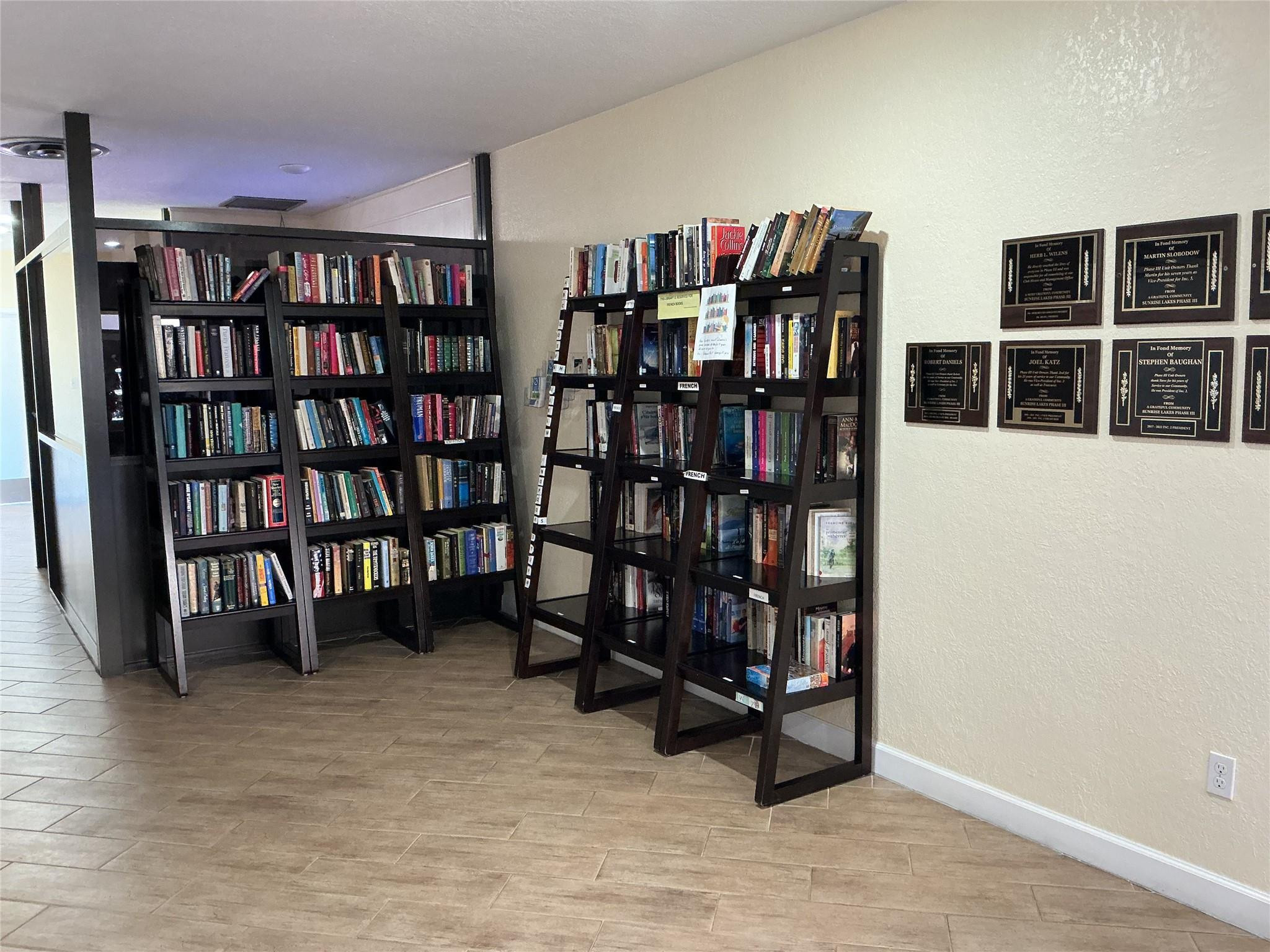 Sunrise Lakes Phase 3 - Residential