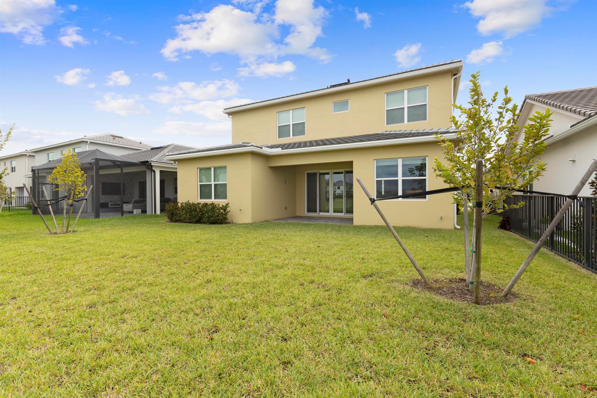 PINES OF WESTLAKE - Residential Lease