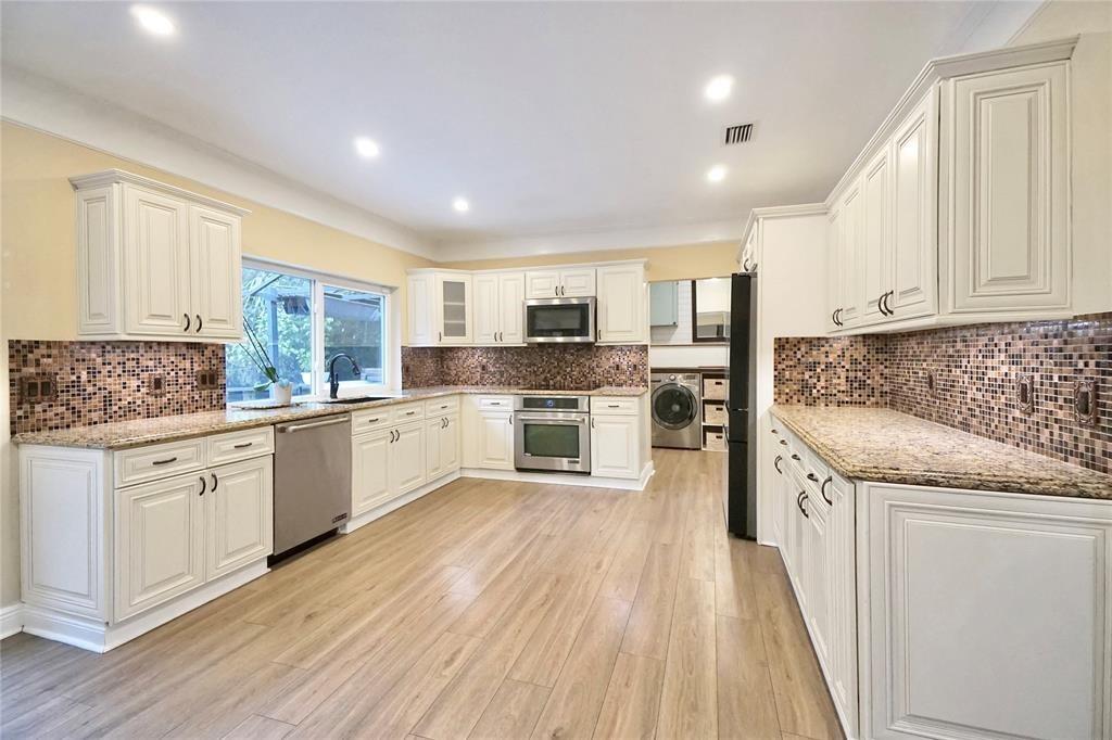 Woodside Estates - Residential Lease