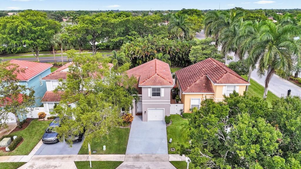 Photo of 6657 Green Island Circle, Lake Worth, FL 33463 (MLS # R11121464)