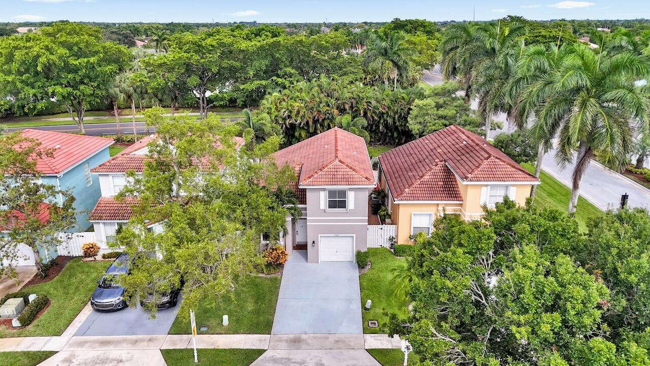 6657 Green Island Circle