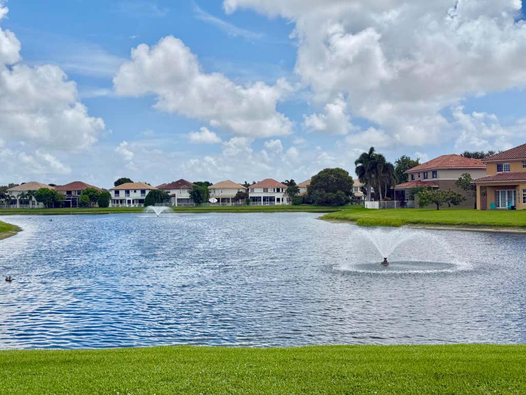 Photo of 9656 Cobblestone Creek Drive, Boynton Beach, FL 33472 (MLS # B26061243)