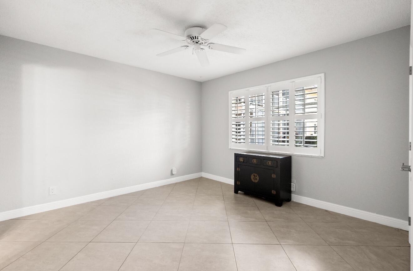 MANOR GROVE VILLAGE FOUR CONDO - Residential