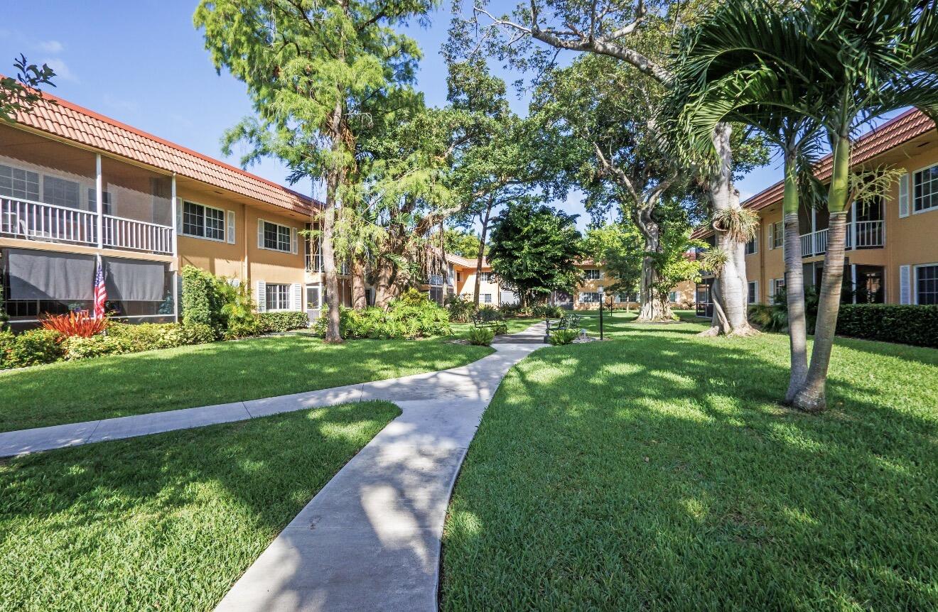MANOR GROVE VILLAGE FOUR CONDO - Residential