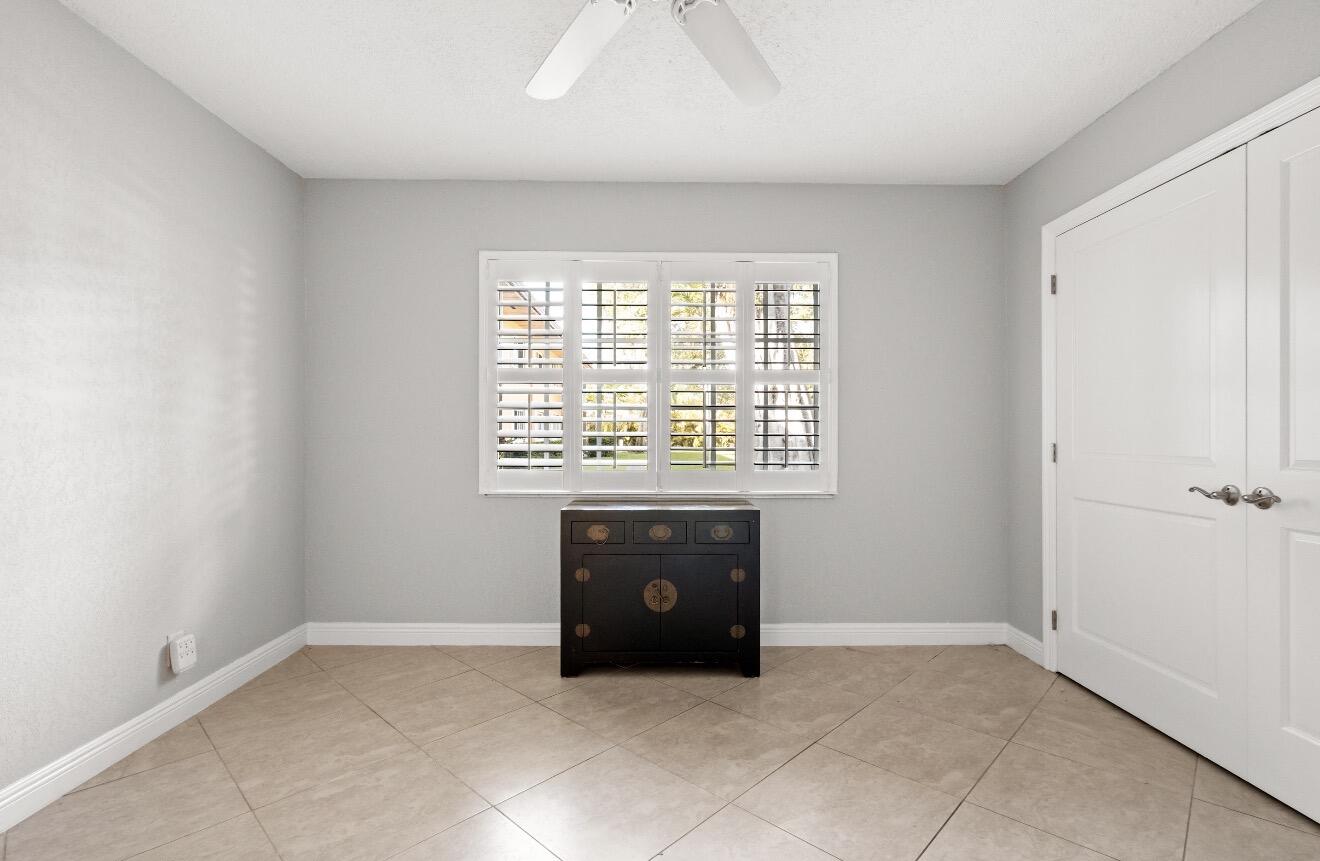 MANOR GROVE VILLAGE FOUR CONDO - Residential