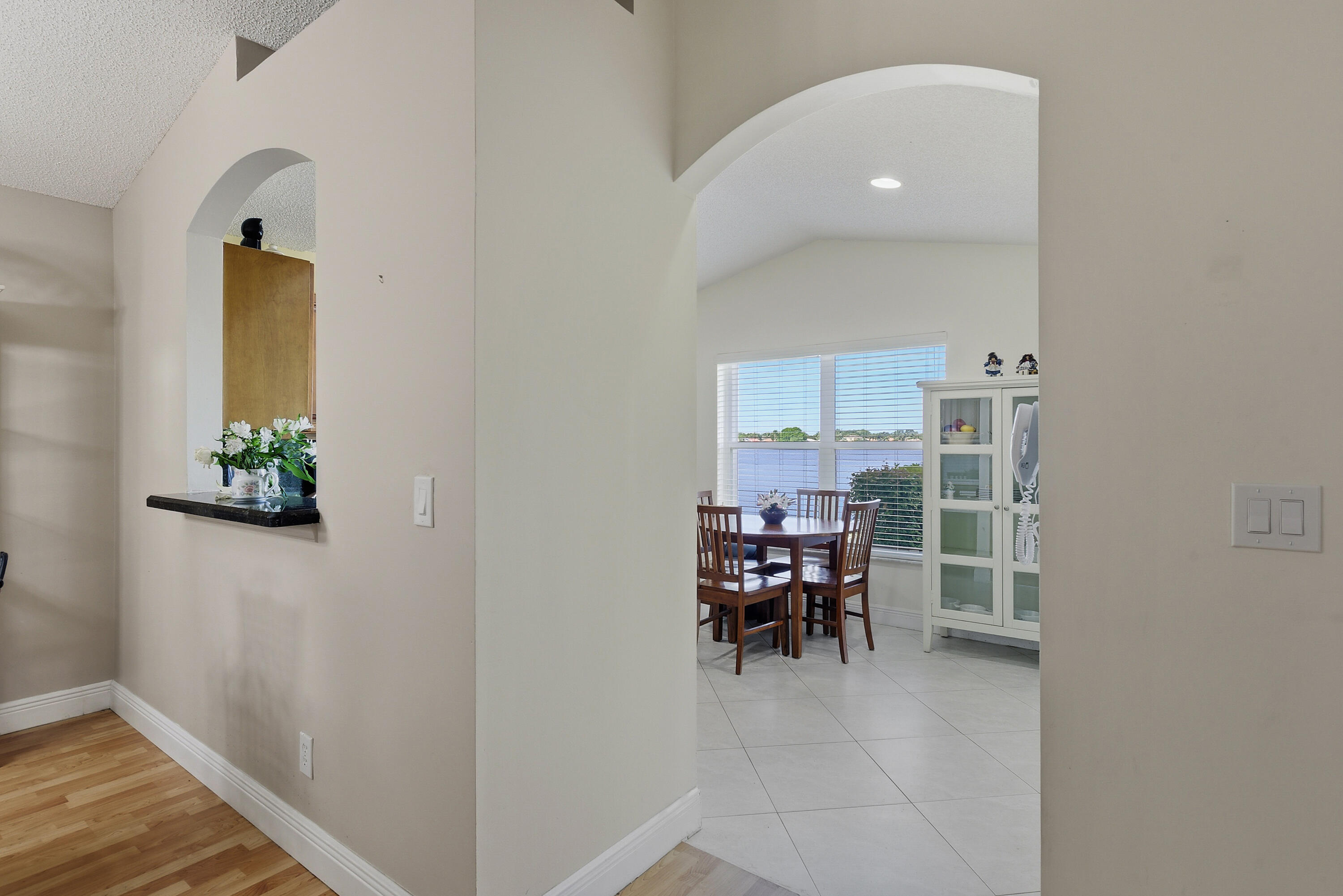 COCO LAKES - Residential