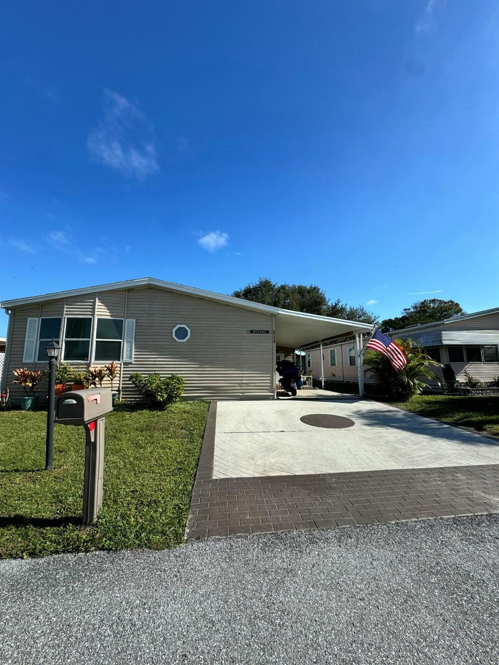 Photo of 6724 Yedra Avenue, Fort Pierce, FL 34951 (MLS # R11050050)