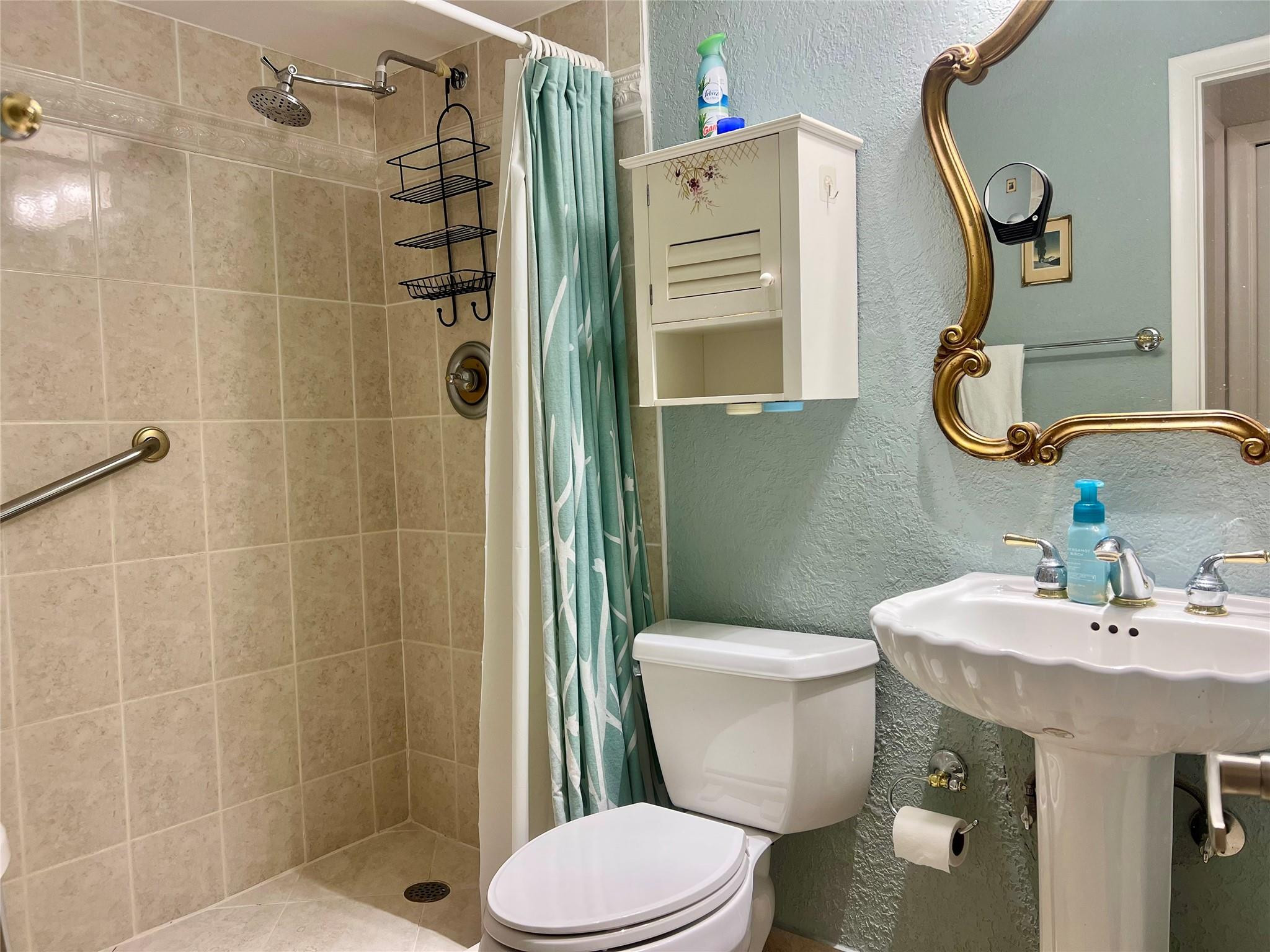 Emerald Hills CC - Residential