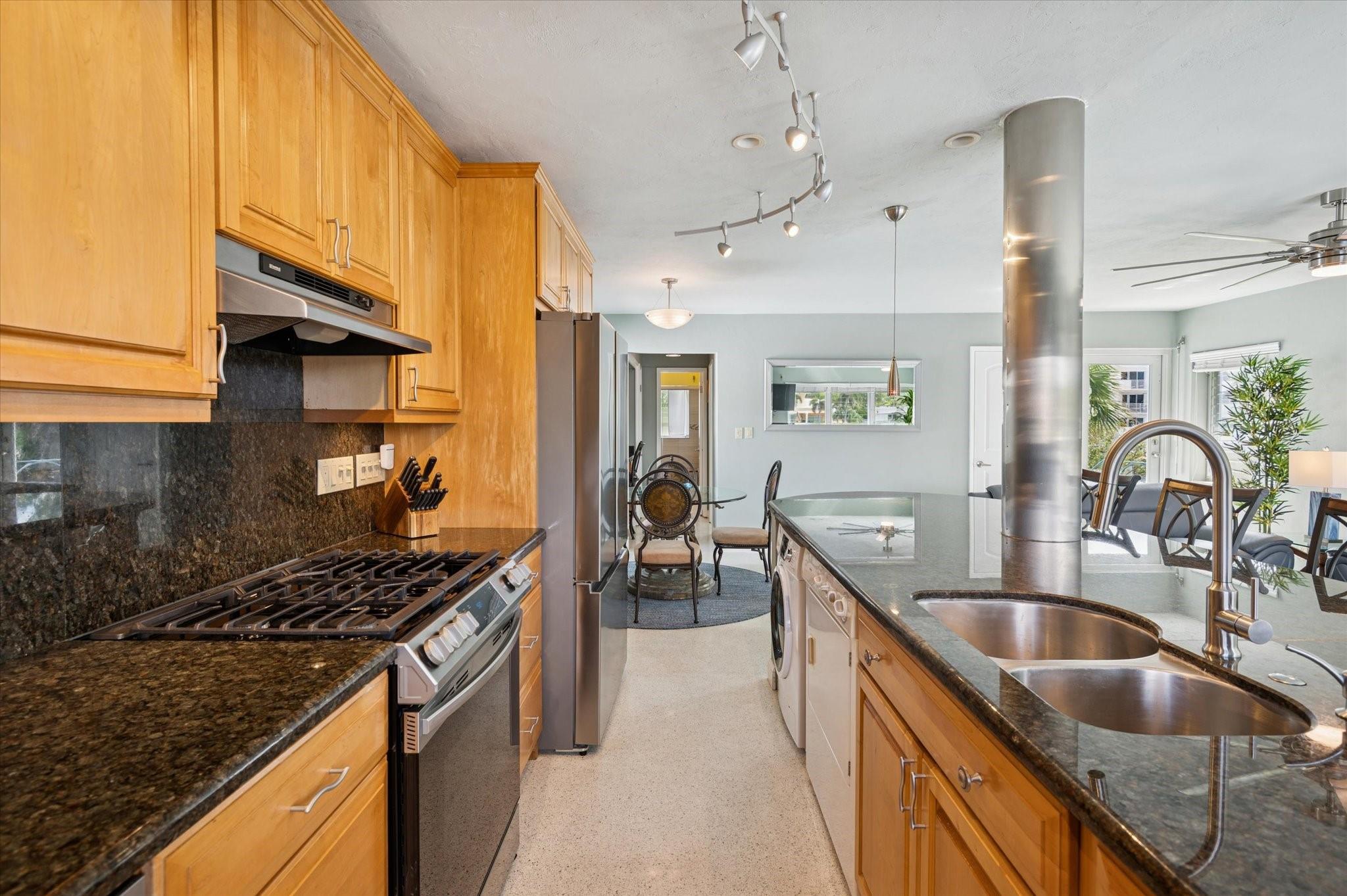 The Panama Club Condo - Residential Lease