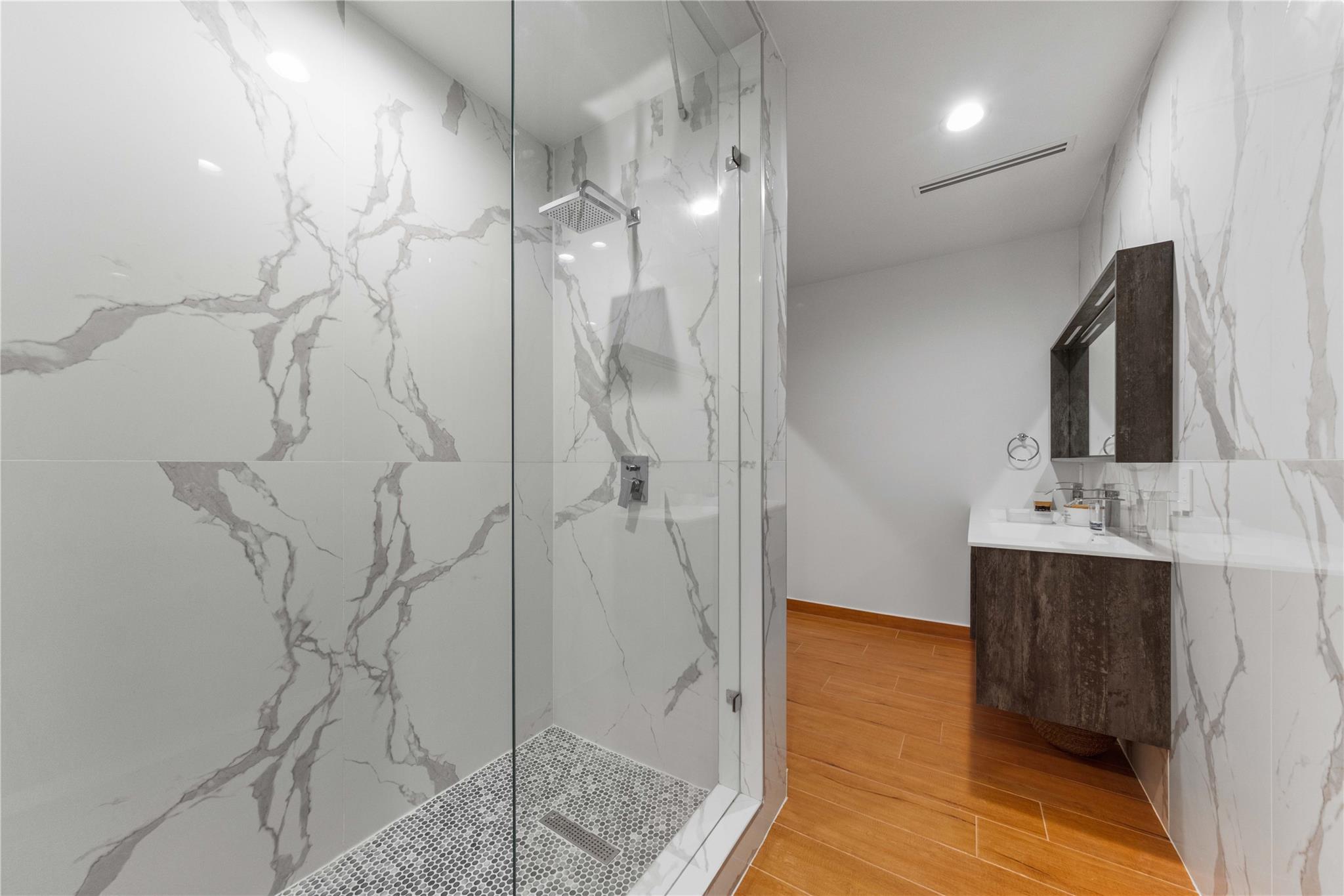 Timeless Paradise, Rum Point - Residential