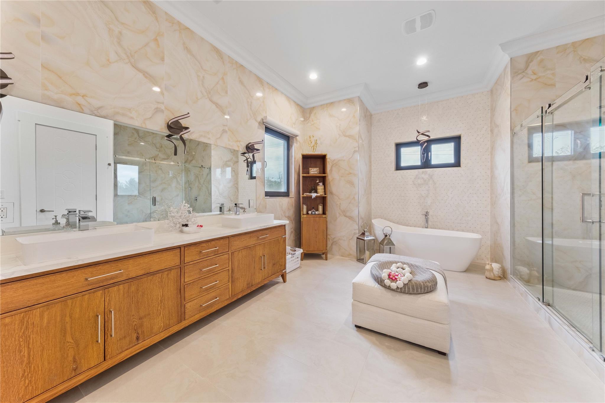 Timeless Paradise, Rum Point - Residential