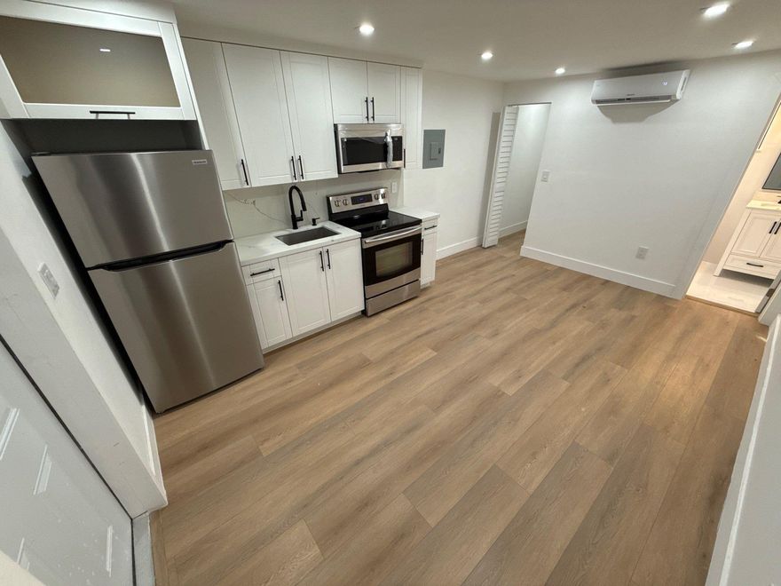 Beautiful, modern design, move in ready 0 bedroom 1 bath available for rent in the heart of Miami Features a modern kitchen with granite countertops and stainless steel appliances. Luxury vinyl floors throughout the unit. Washer/dryer in common area. Please send complete offer. ID, last 2 bank statements, last 2 pay stubs, and a background/credit/eviction check. ALL UTILITIES INCLUDED IN RENT.