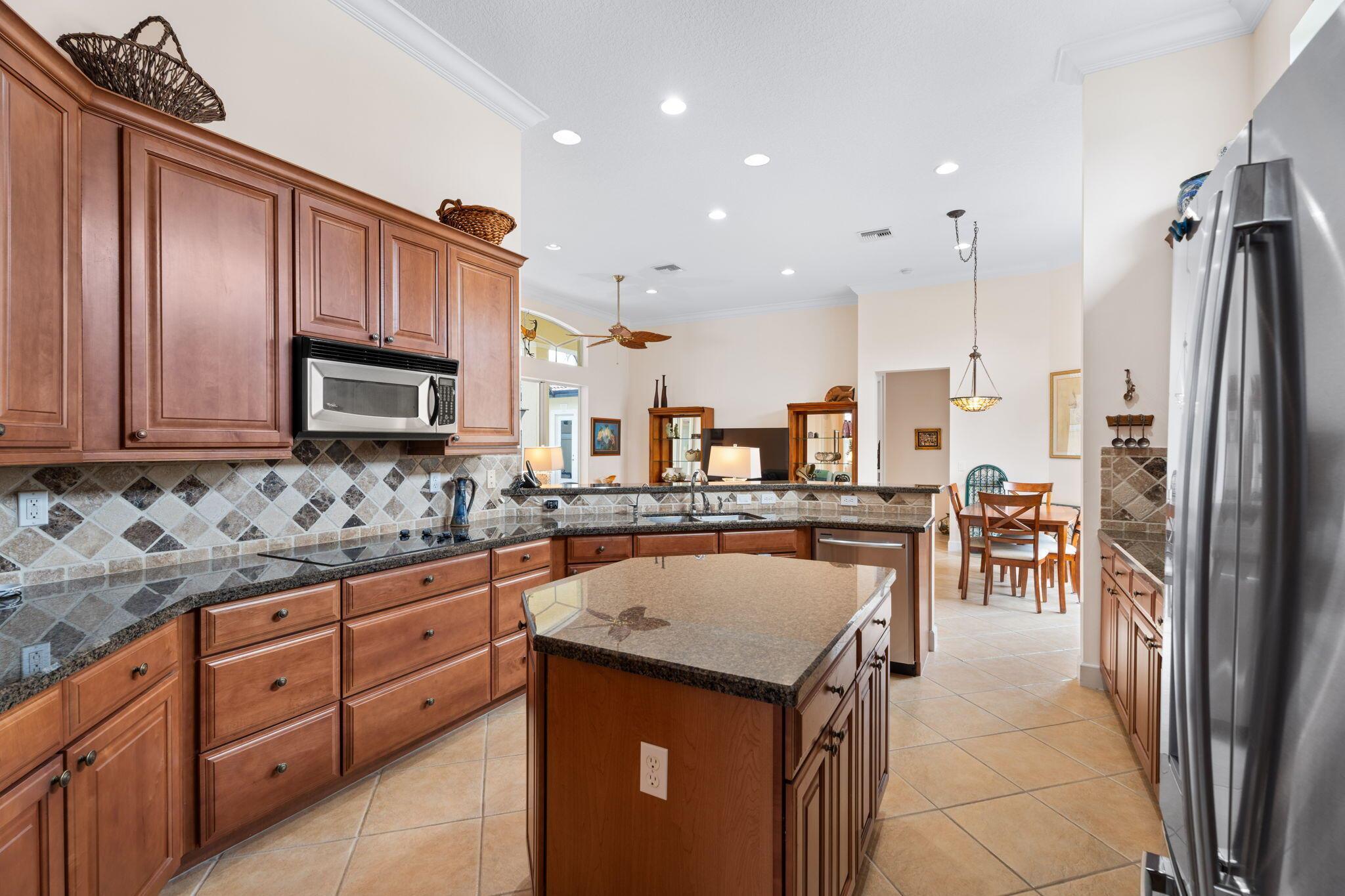 TOMPSON POINT PUD AT PGA - Residential