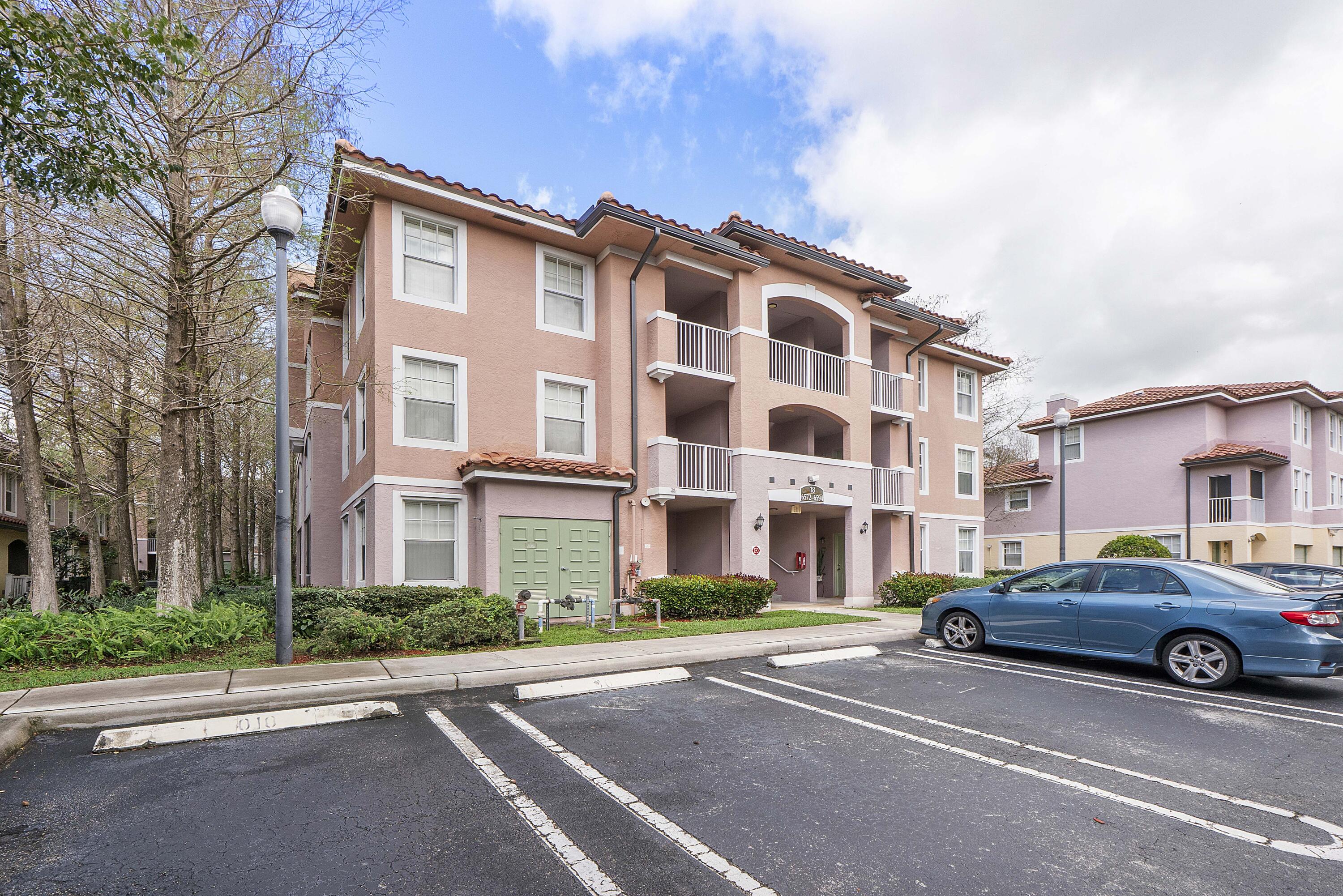 CYPRESS POINTE AT CORAL SPRINGS - Residential