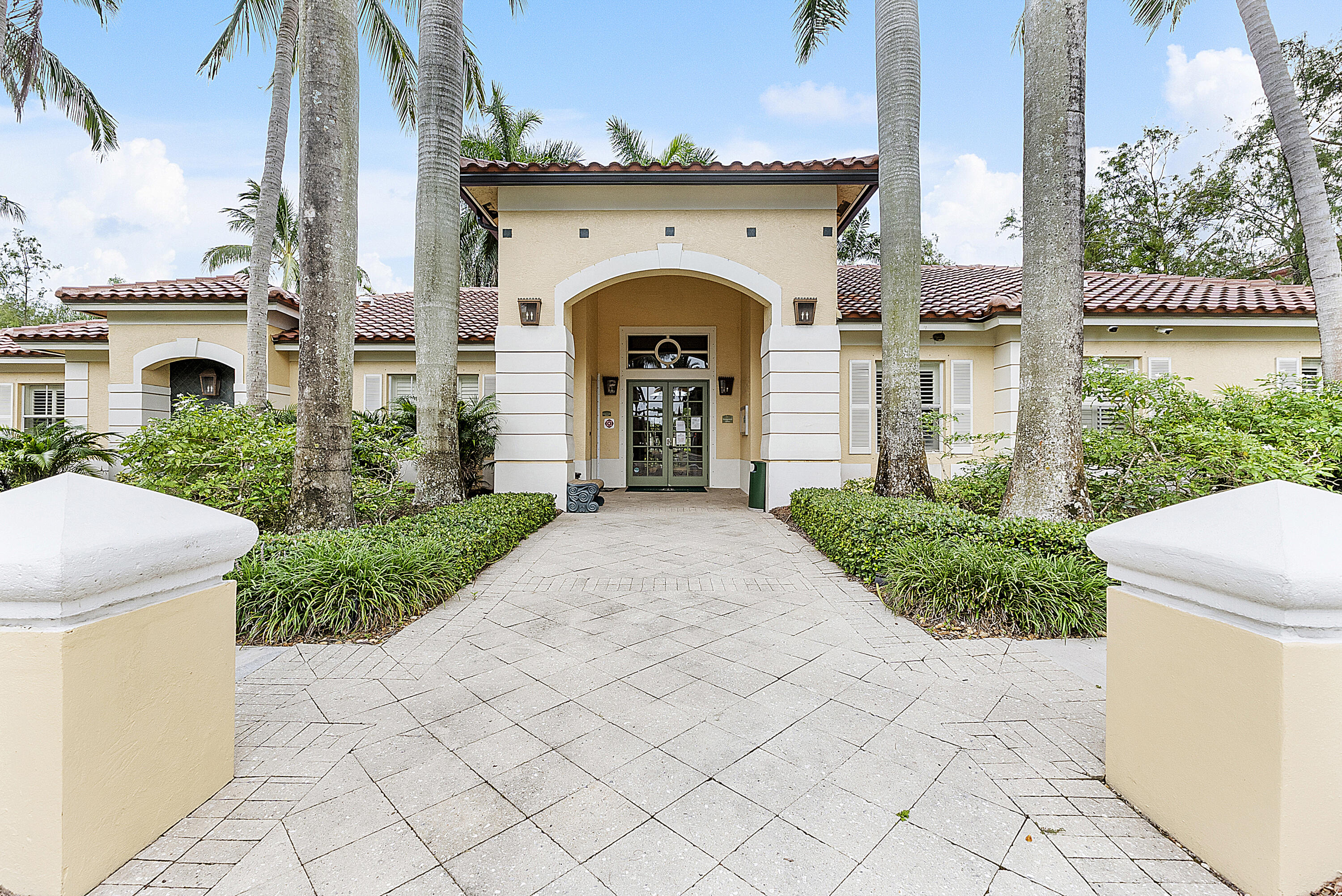CYPRESS POINTE AT CORAL SPRINGS - Residential