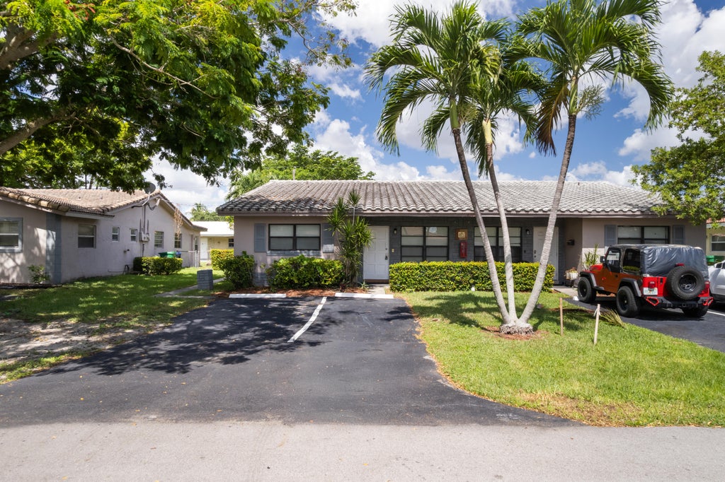 Photo of 4108 NW 79th Avenue #1, Coral Springs, FL 33065 (MLS # B26063909)