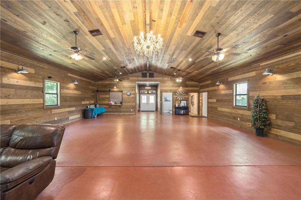 AGRICULTURAL FARMING AREA - Residential