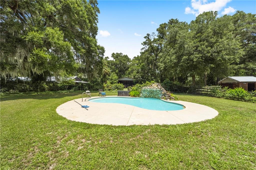 AGRICULTURAL FARMING AREA - Residential