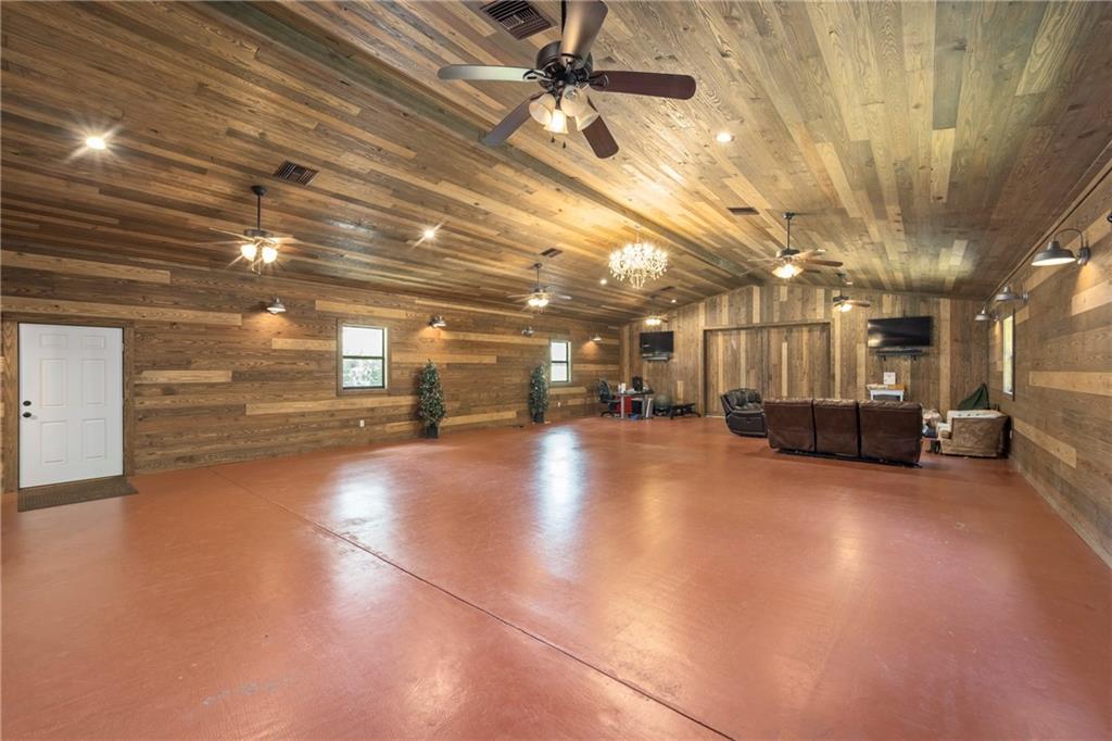 AGRICULTURAL FARMING AREA - Residential